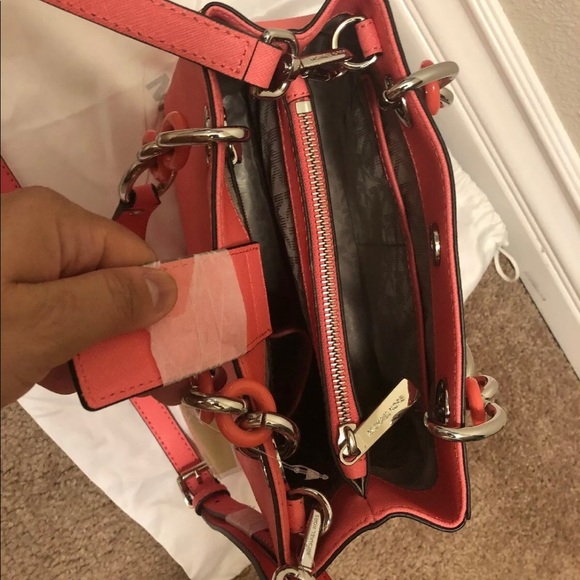 Michael Kors Coral Satchel Leather Purse ~ SM - Picture 3 of 4